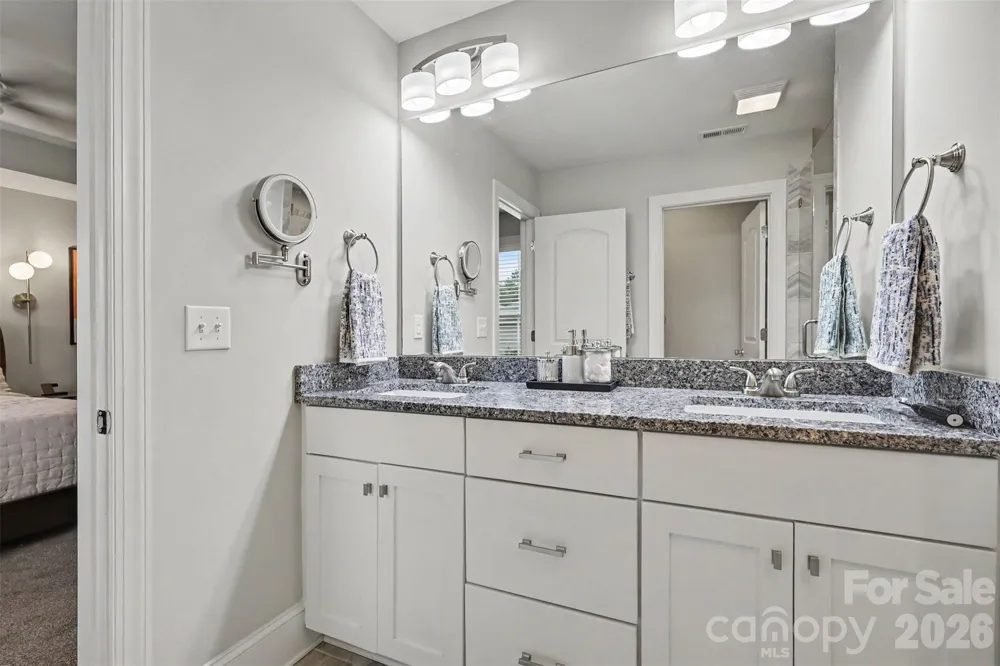 712 Robert Moses Drive Gastonia, NC 28056