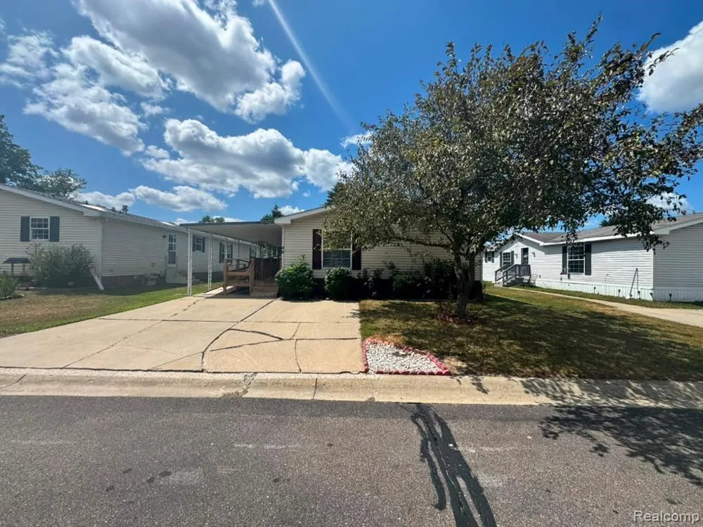 46 Bellwood Dr Swartz Creek City, MI 48473
