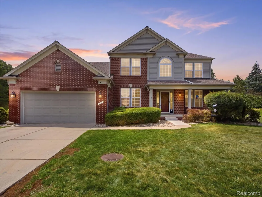 957 River Rock Drive Holly Township, MI 48442