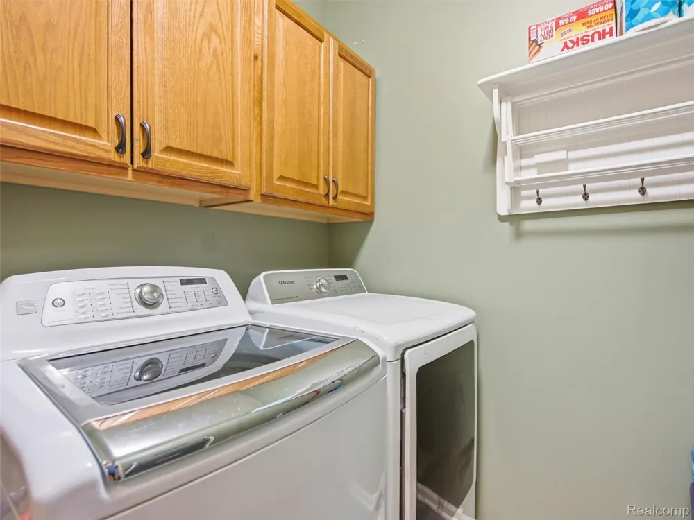 957 River Rock Drive Holly Township, MI 48442