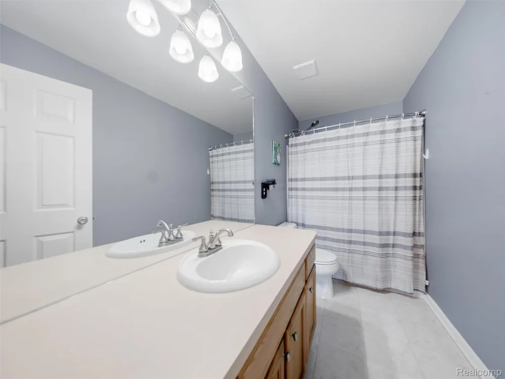 957 River Rock Drive Holly Township, MI 48442
