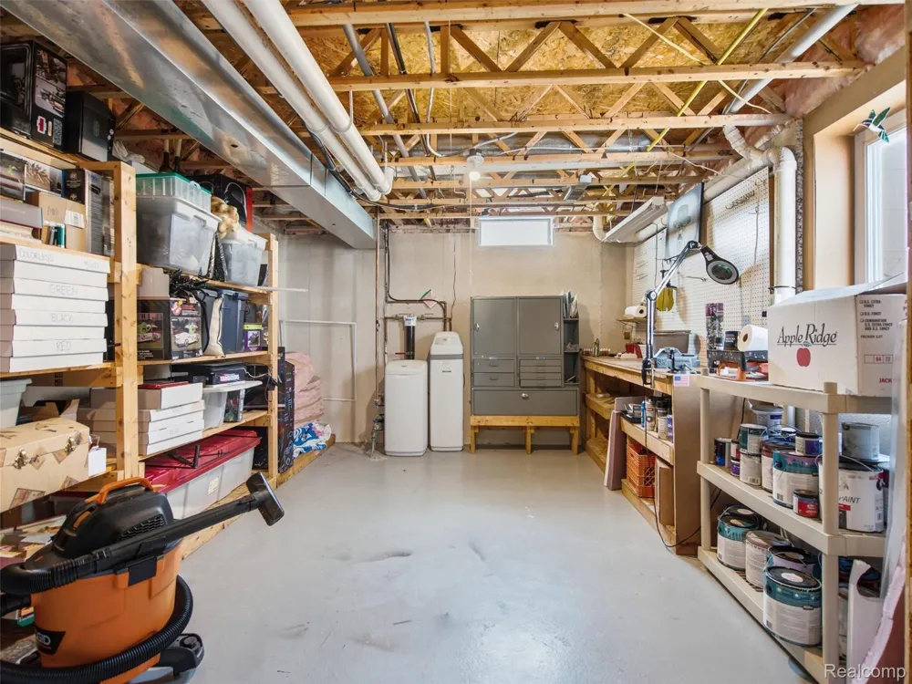 957 River Rock Drive Holly Township, MI 48442