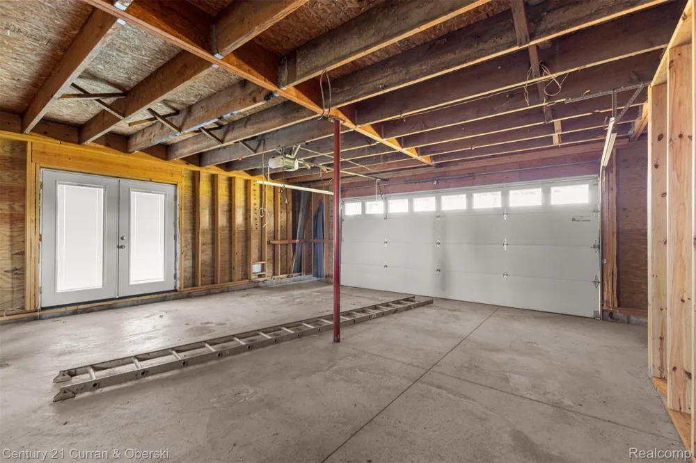 6809 Lakeshore Drive Estral Beach Village, MI 48166