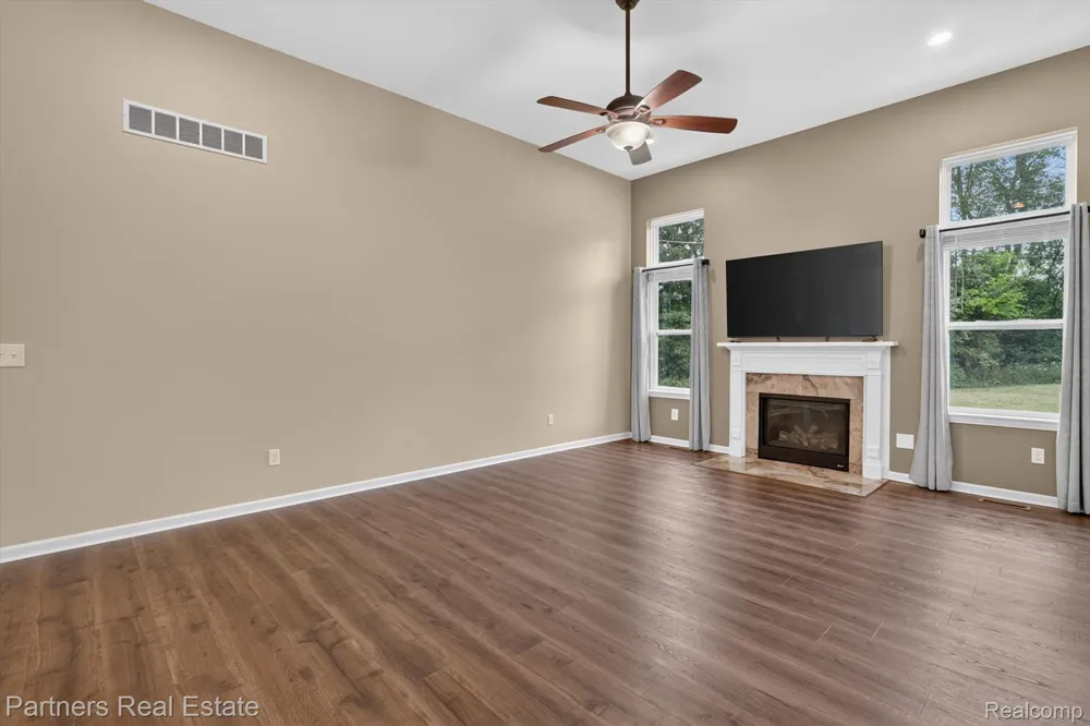 5127 Clyde Road Oceola Township, MI 48855