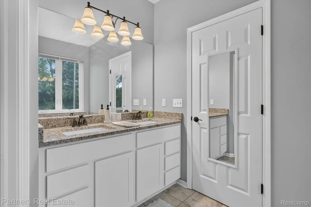 5127 Clyde Road Oceola Township, MI 48855