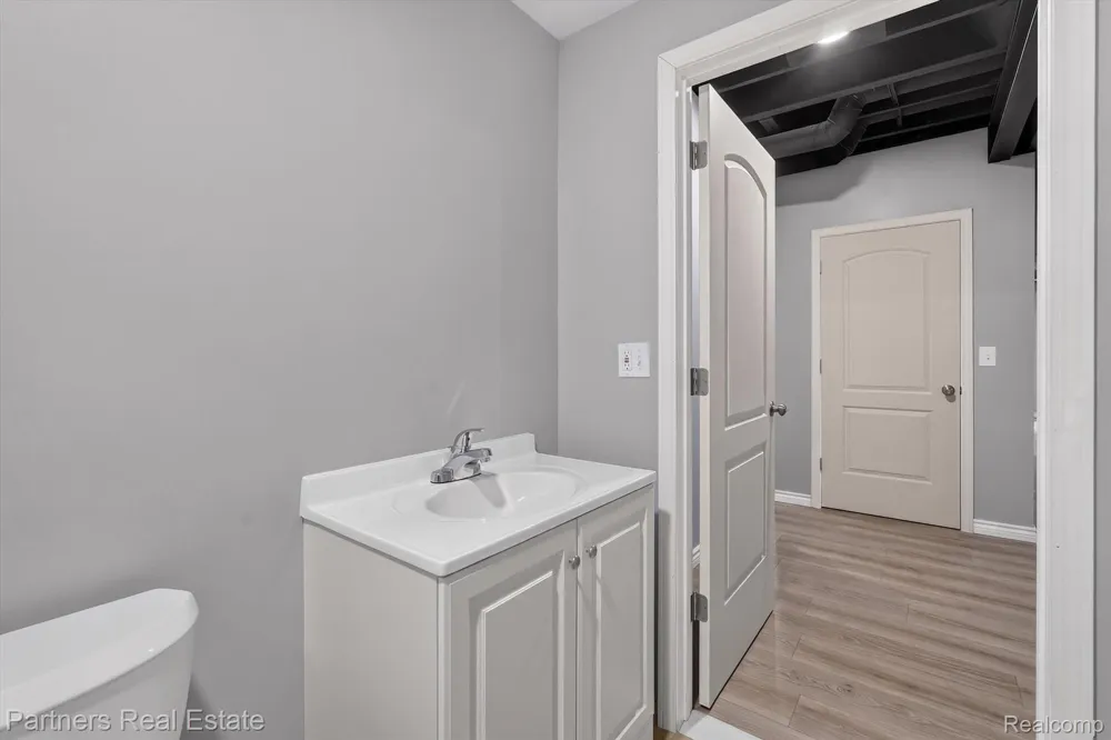 5127 Clyde Road Oceola Township, MI 48855
