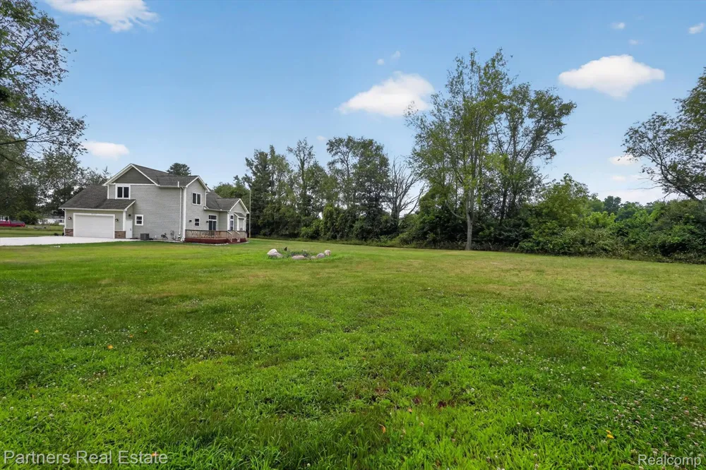 5127 Clyde Road Oceola Township, MI 48855