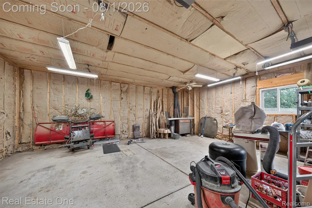 26212 Park Court Madison Heights City, MI 48071