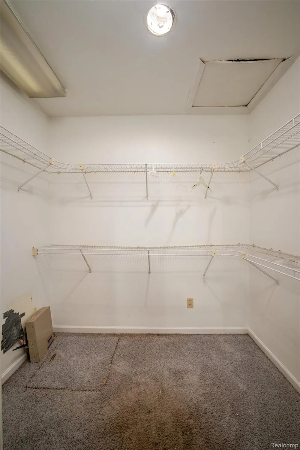 26085 Superior Road Taylor City, MI 48180