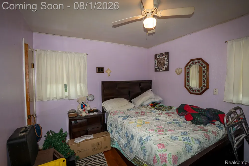27361 Osmun Street Madison Heights City, MI 48071