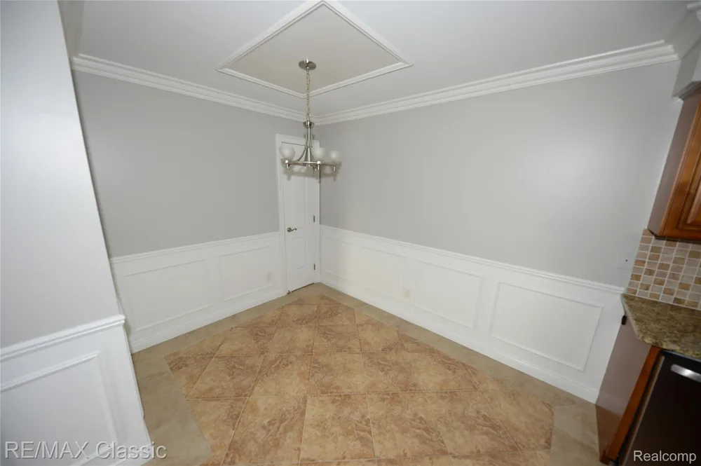 15450 Ashley Court Macomb Township, MI 48044
