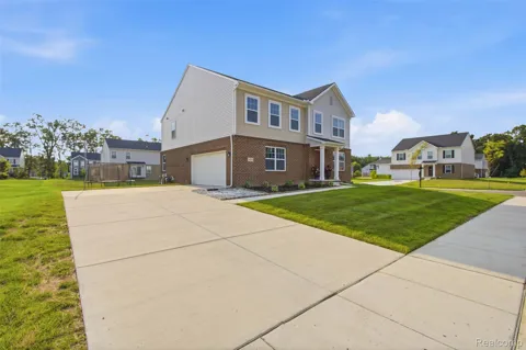 14218 Old Oak Trail
