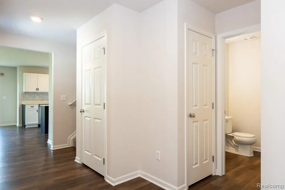 14218 Old Oak Trail Van Buren Charter Township, MI 48111