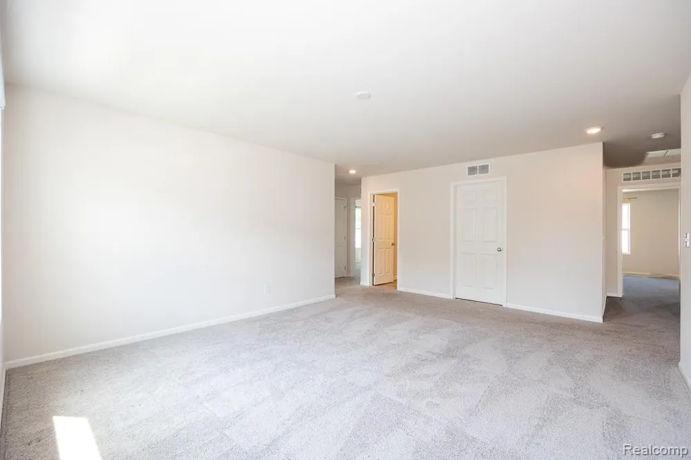 14218 Old Oak Trail Van Buren Charter Township, MI 48111