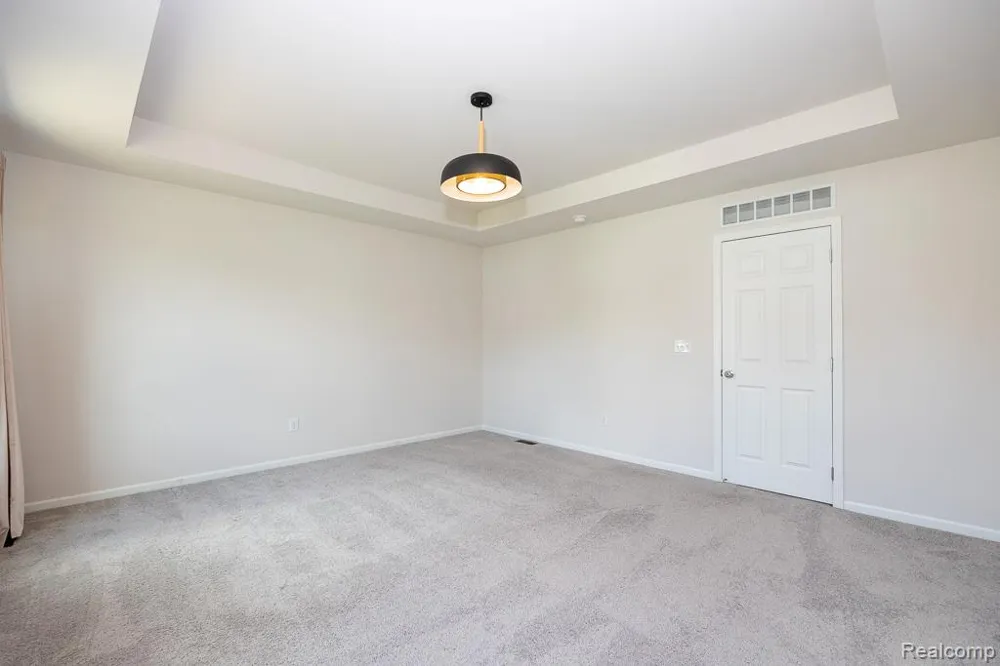14218 Old Oak Trail Van Buren Charter Township, MI 48111