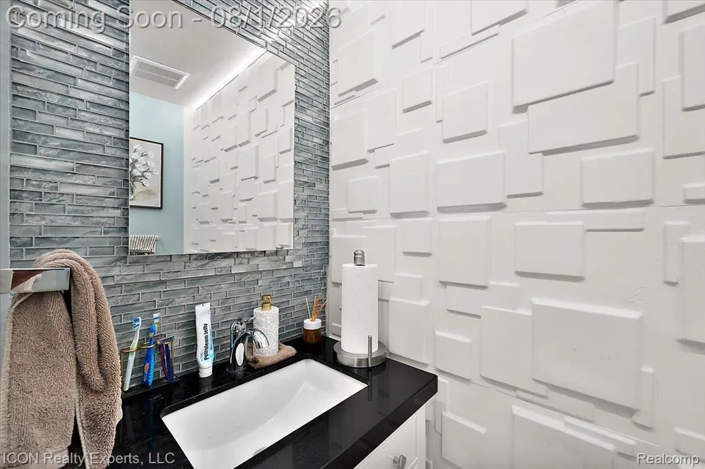 44831 Huntington Drive Novi City, MI 48375