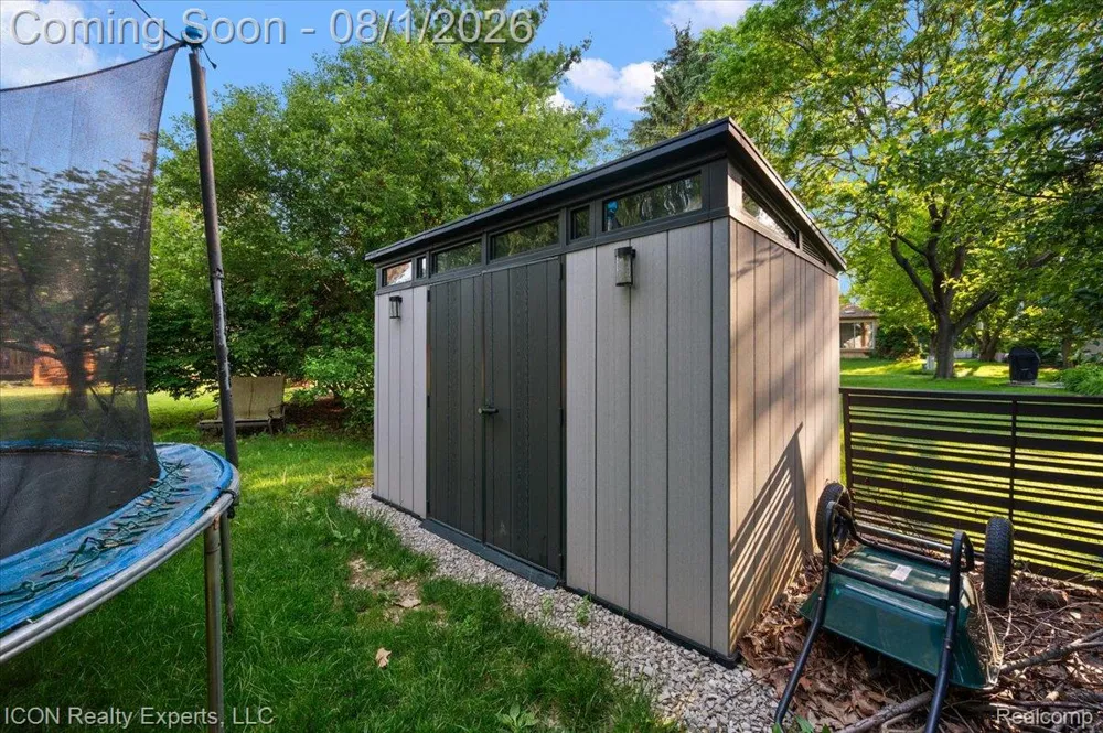 44831 Huntington Drive Novi City, MI 48375