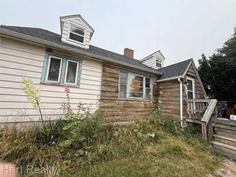 945 Van Dyke Road
