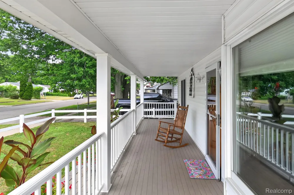 1120 Redleaf Lane Ypsilanti City, MI 48198
