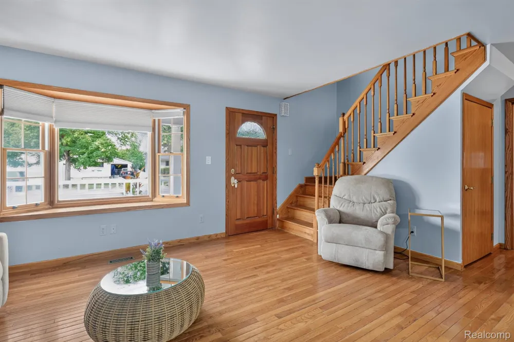 1120 Redleaf Lane Ypsilanti City, MI 48198