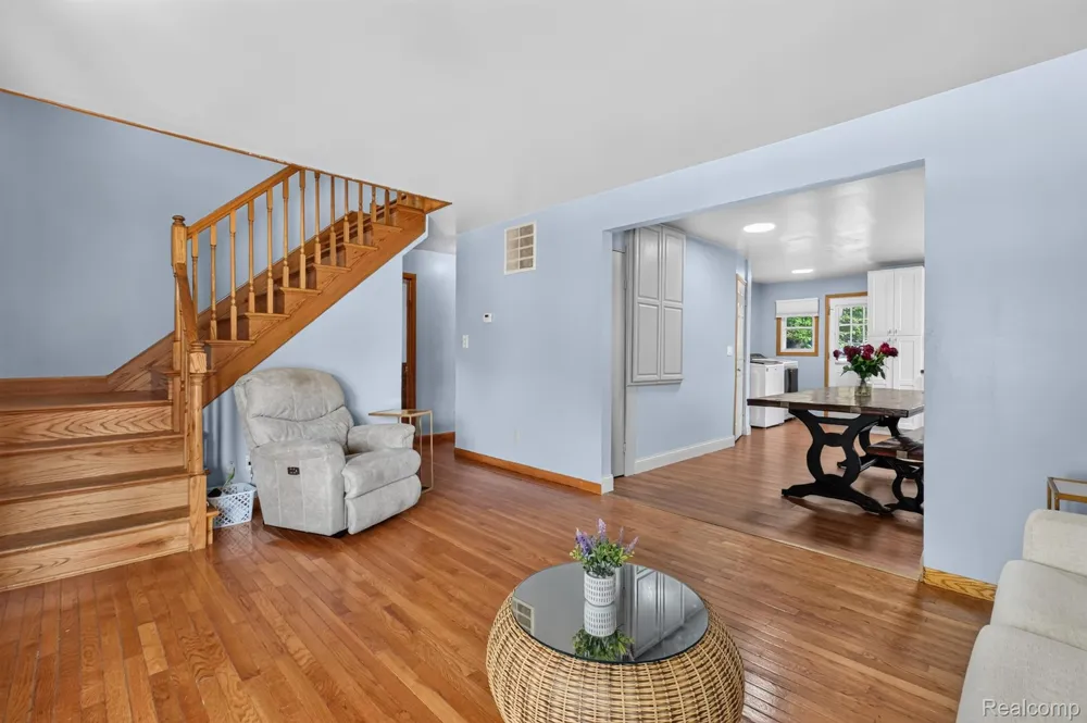 1120 Redleaf Lane Ypsilanti City, MI 48198