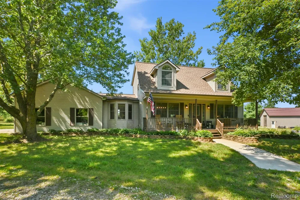 6214 Lazy K Lane Putnam Township, MI 48169