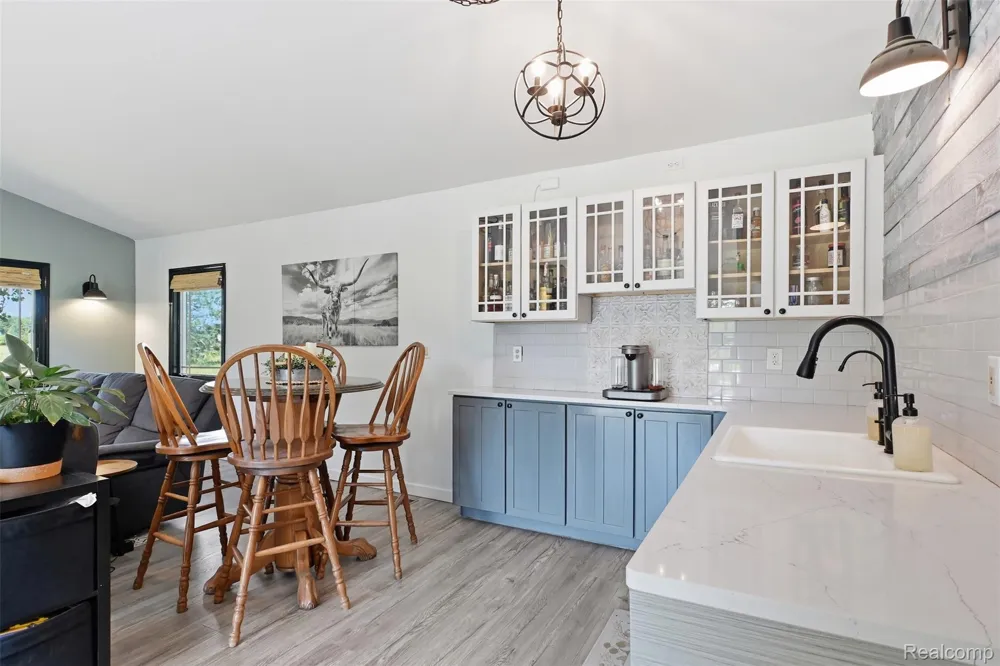 6214 Lazy K Lane Putnam Township, MI 48169