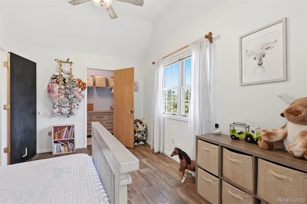 6214 Lazy K Lane Putnam Township, MI 48169