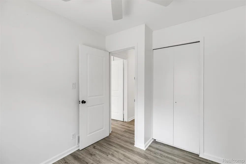 2147 E Almont Street Ferndale City, MI 48220