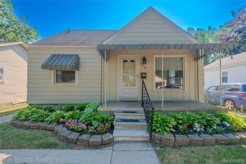 23100 Hoover Avenue Hazel Park City, MI 48030
