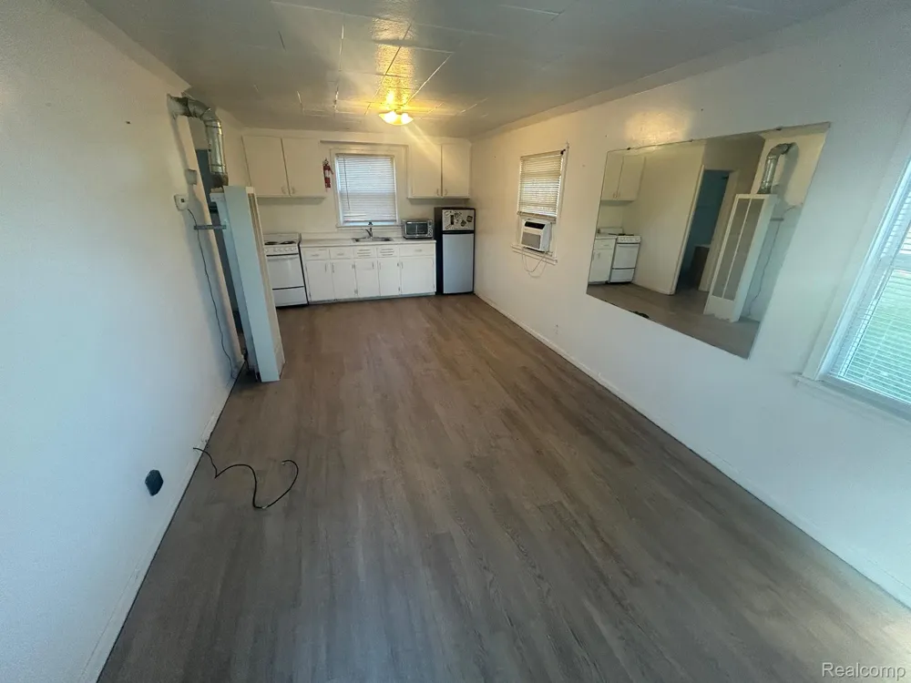 3461 Duffield White Lake Charter Township, MI 48383