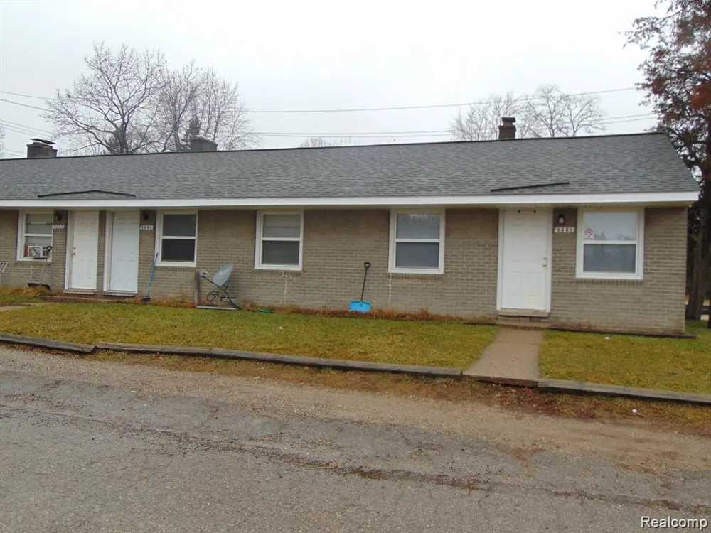 3461 Duffield White Lake Charter Township, MI 48383