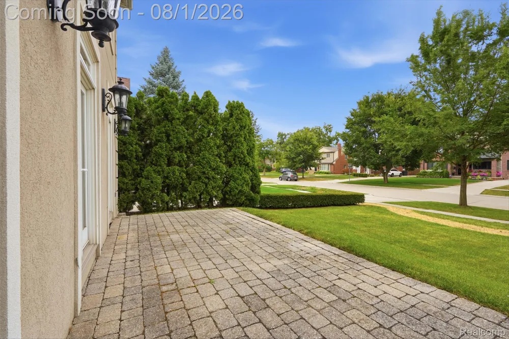 1972 Maryland Boulevard Birmingham City, MI 48009