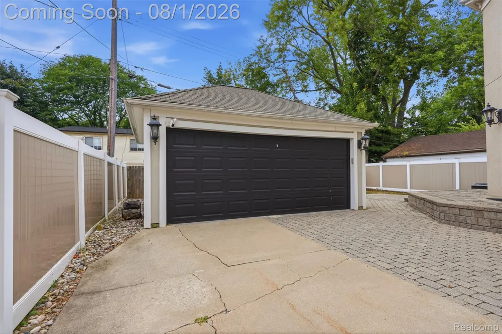 1972 Maryland Boulevard Birmingham City, MI 48009