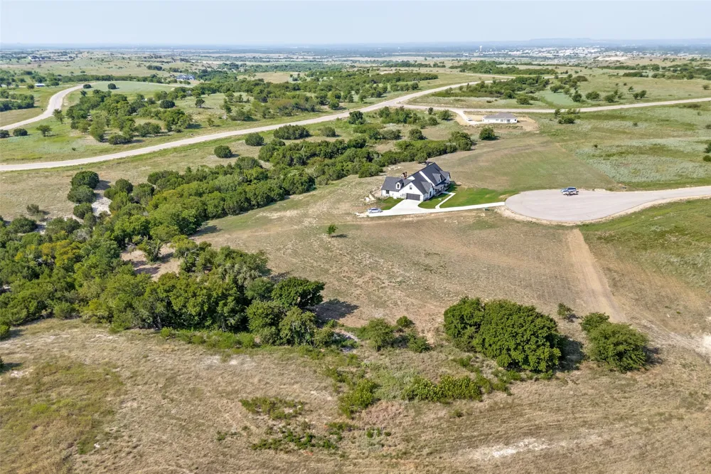 1012 Lawman Court Cresson, TX 76035