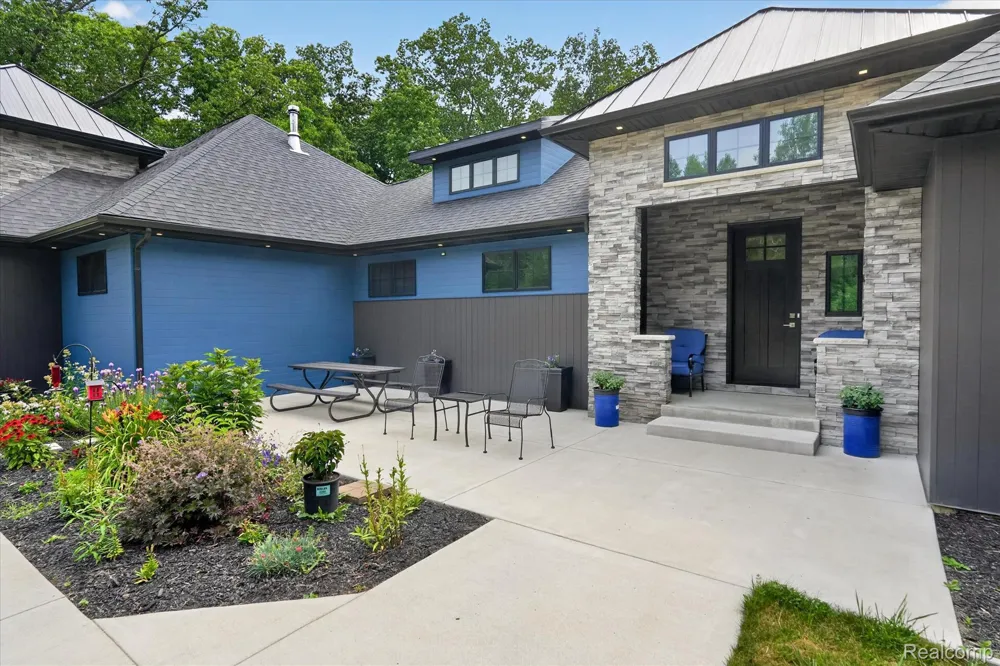 16511 Shadow Lane Fenton Charter Township, MI 48451