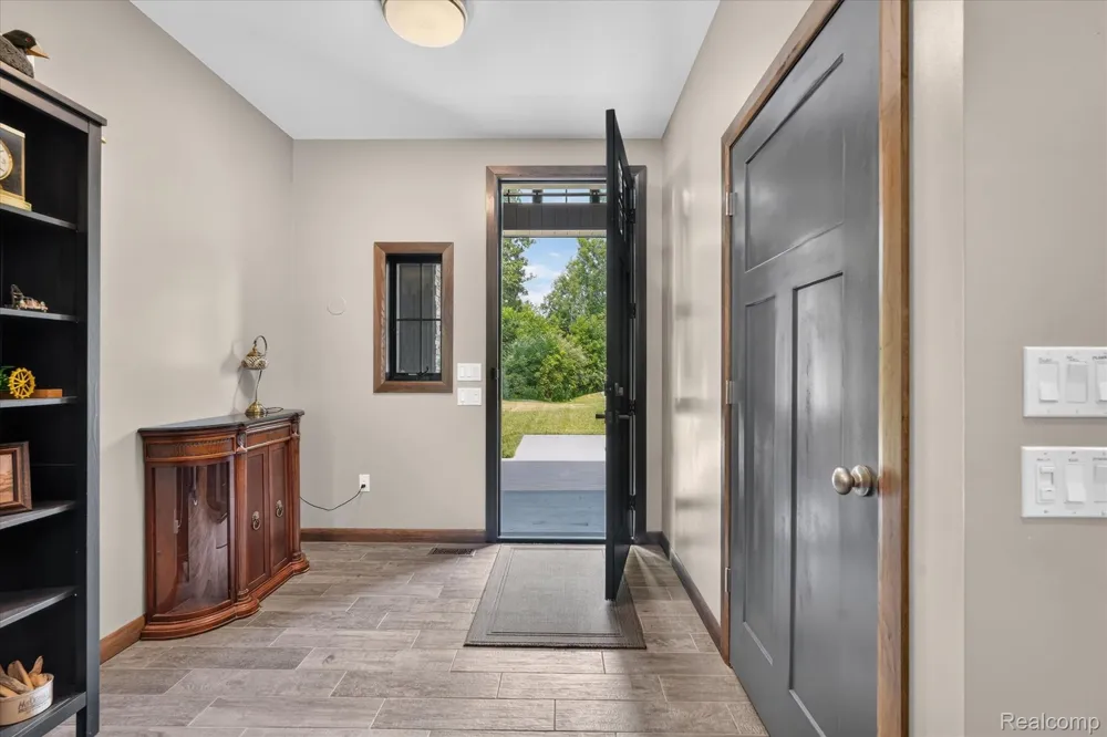 16511 Shadow Lane Fenton Charter Township, MI 48451