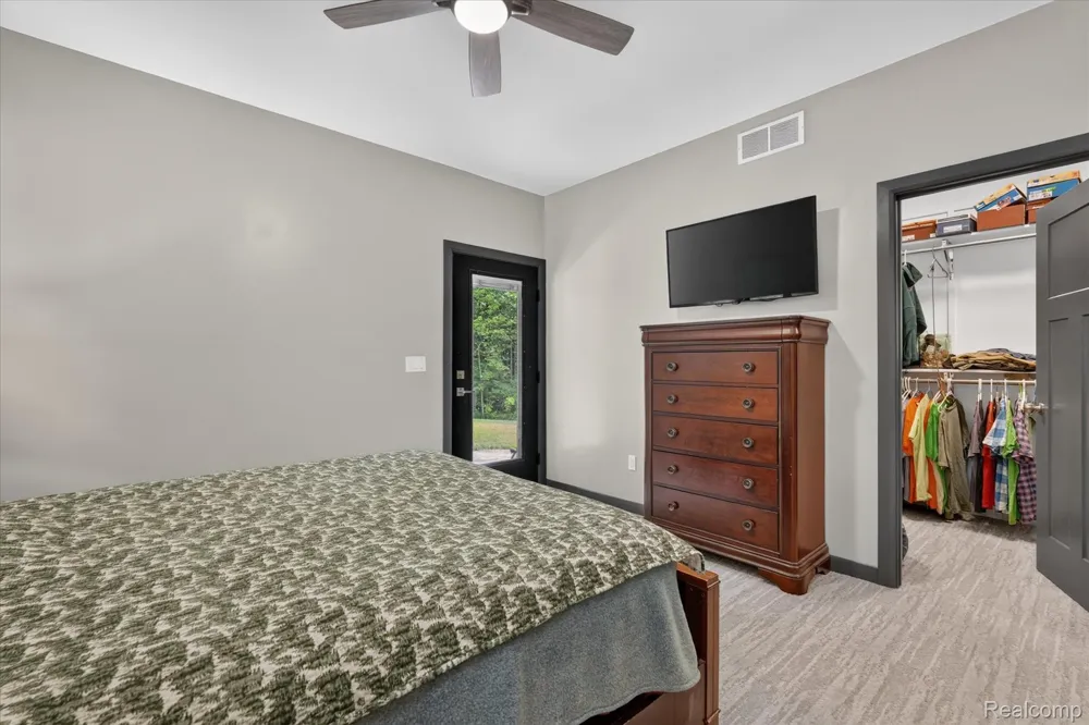 16511 Shadow Lane Fenton Charter Township, MI 48451