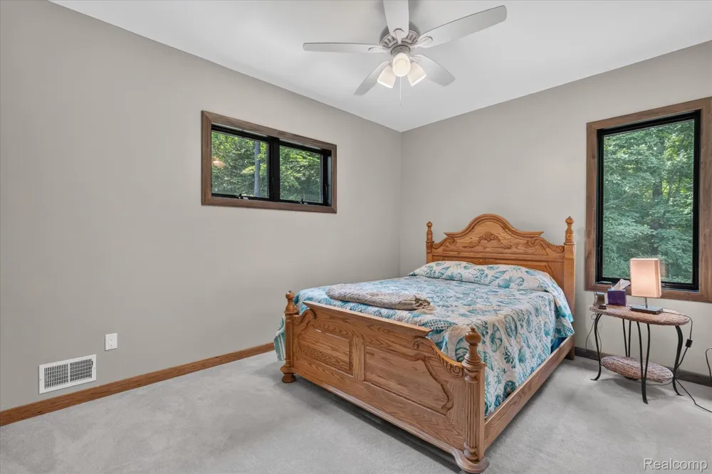 16511 Shadow Lane Fenton Charter Township, MI 48451