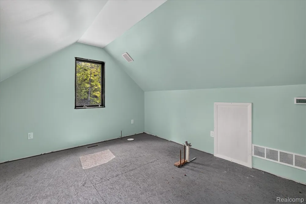 16511 Shadow Lane Fenton Charter Township, MI 48451