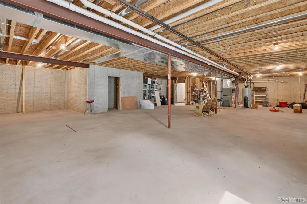 16511 Shadow Lane Fenton Charter Township, MI 48451