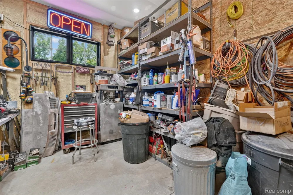 16511 Shadow Lane Fenton Charter Township, MI 48451