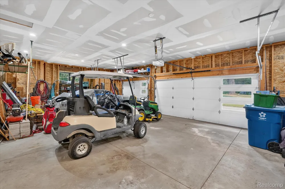 16511 Shadow Lane Fenton Charter Township, MI 48451