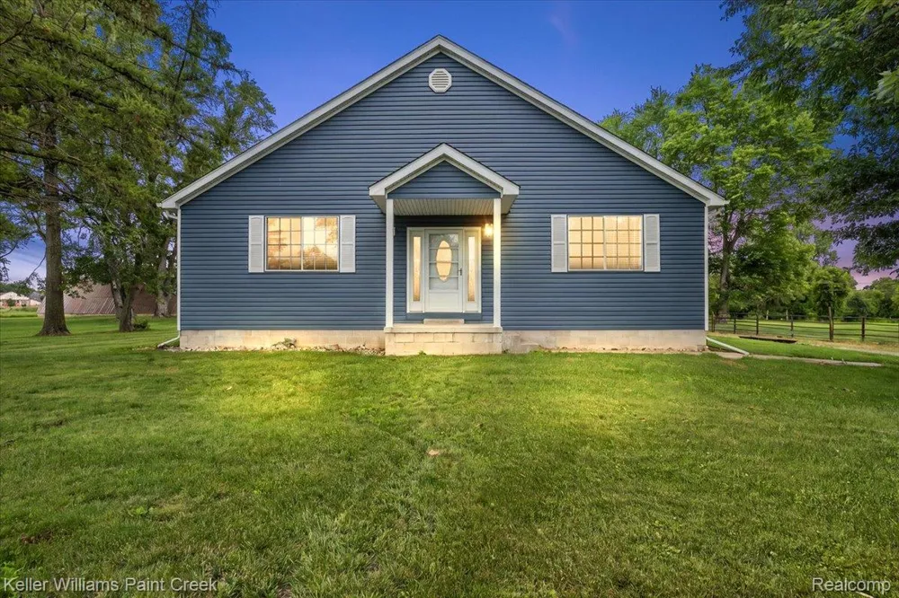 54230 Card Road Macomb Township, MI 48042