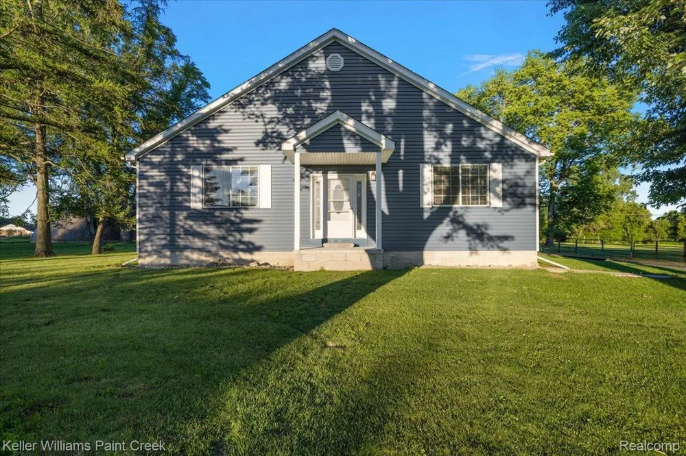 54230 Card Road Macomb Township, MI 48042