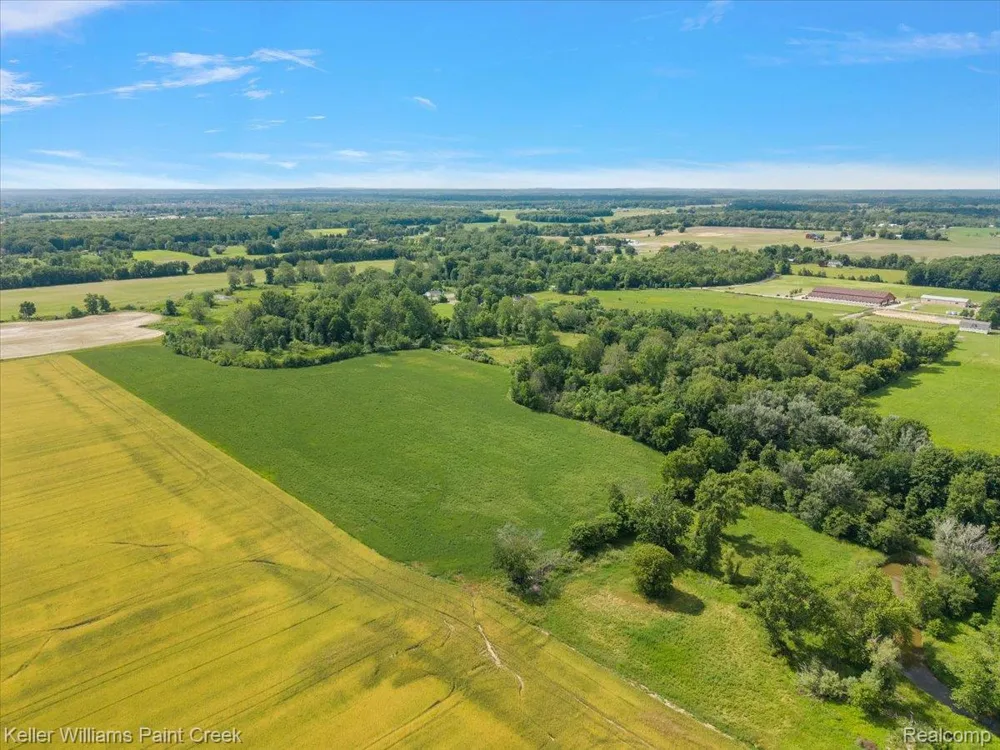 54230 Card Road Macomb Township, MI 48042