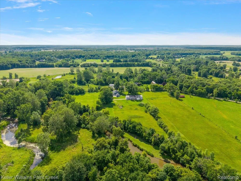 54230 Card Road Macomb Township, MI 48042