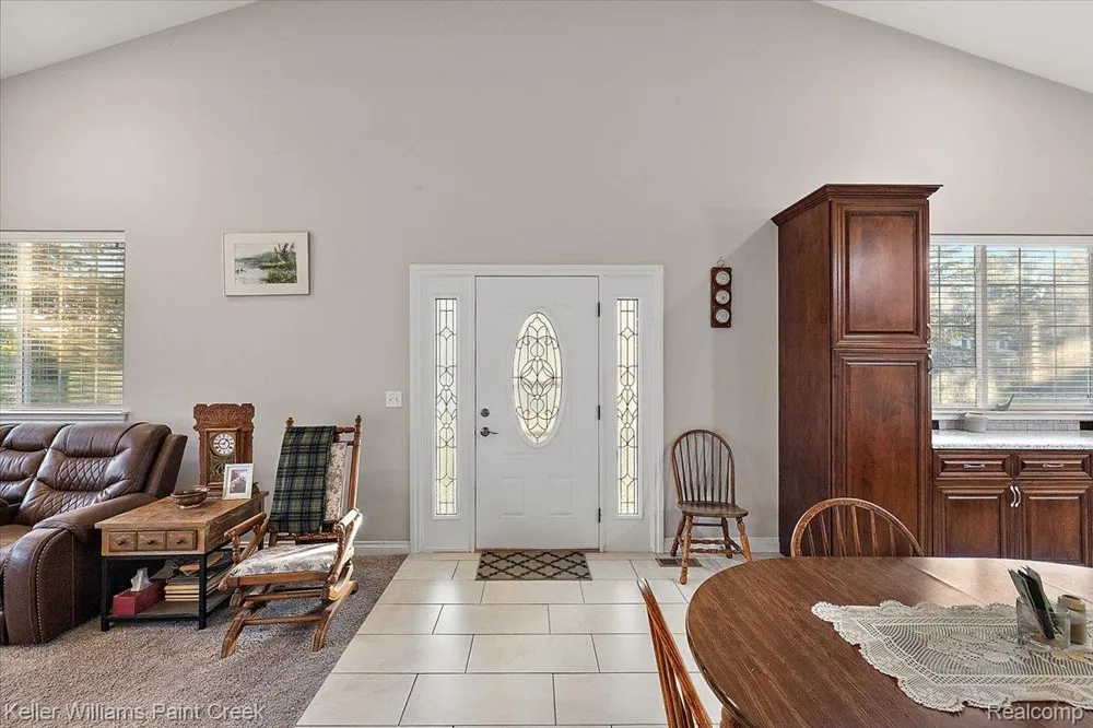 54230 Card Road Macomb Township, MI 48042