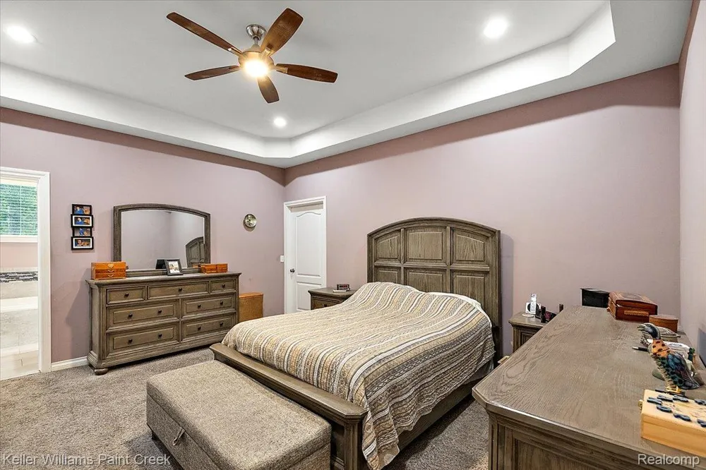 54230 Card Road Macomb Township, MI 48042