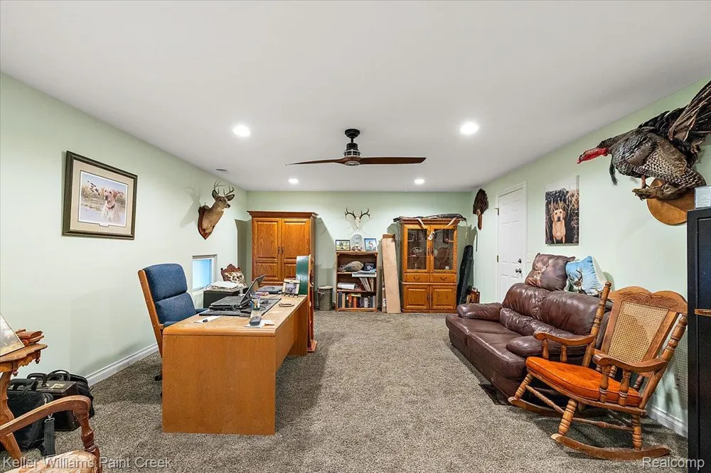 54230 Card Road Macomb Township, MI 48042